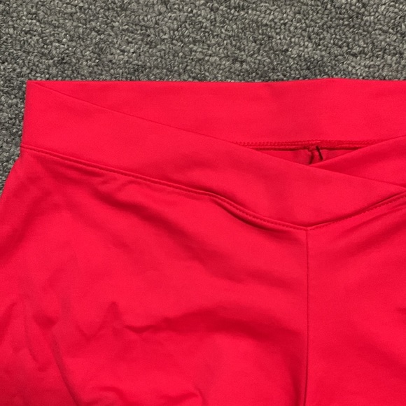Danskin V-Waist Hot Shorts. Matte Red NWT - Picture 5 of 9